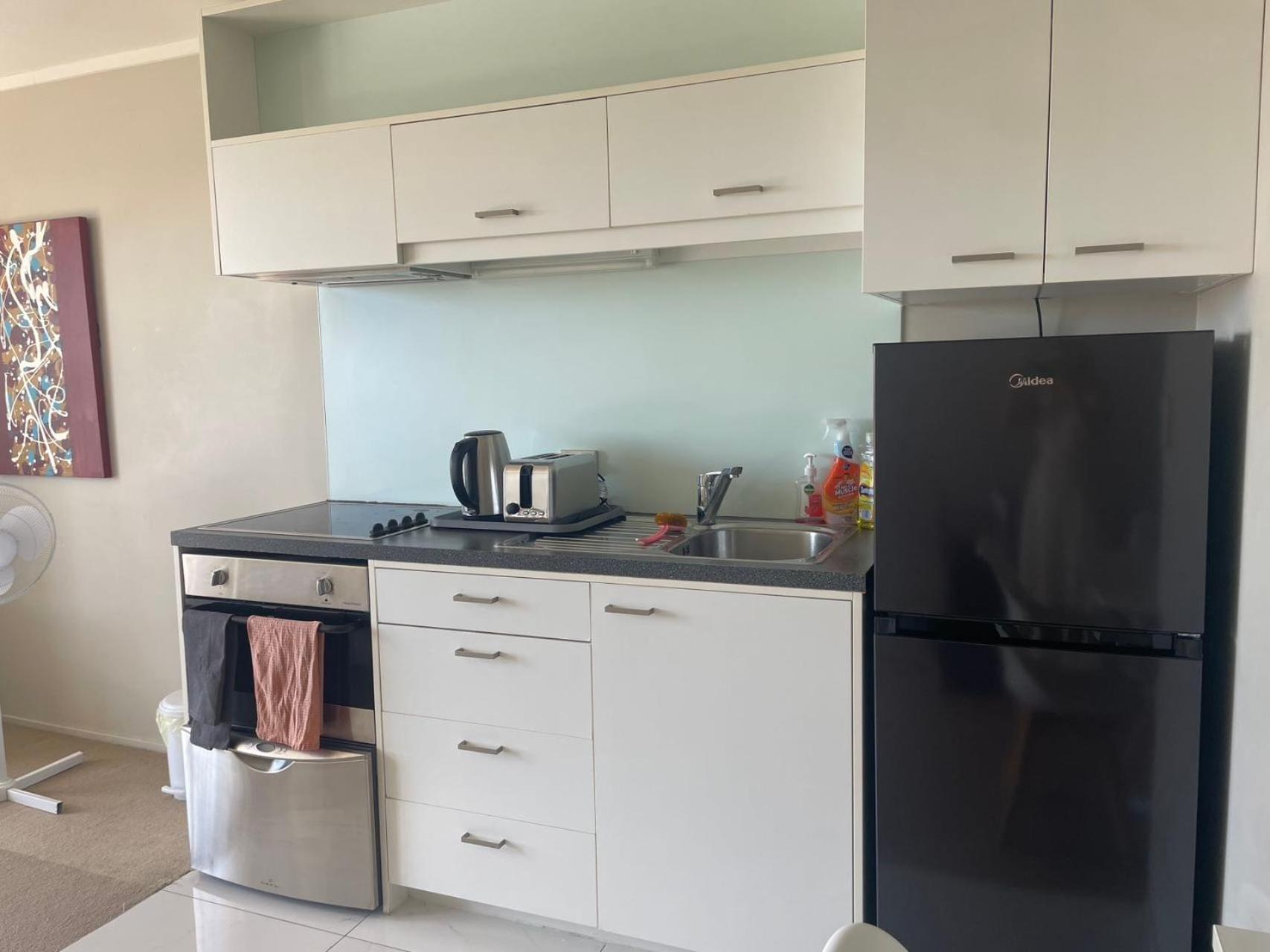 Aura A Two Bedrooms 1 Living Wi-fi Balcony Harbor View Parking Easy